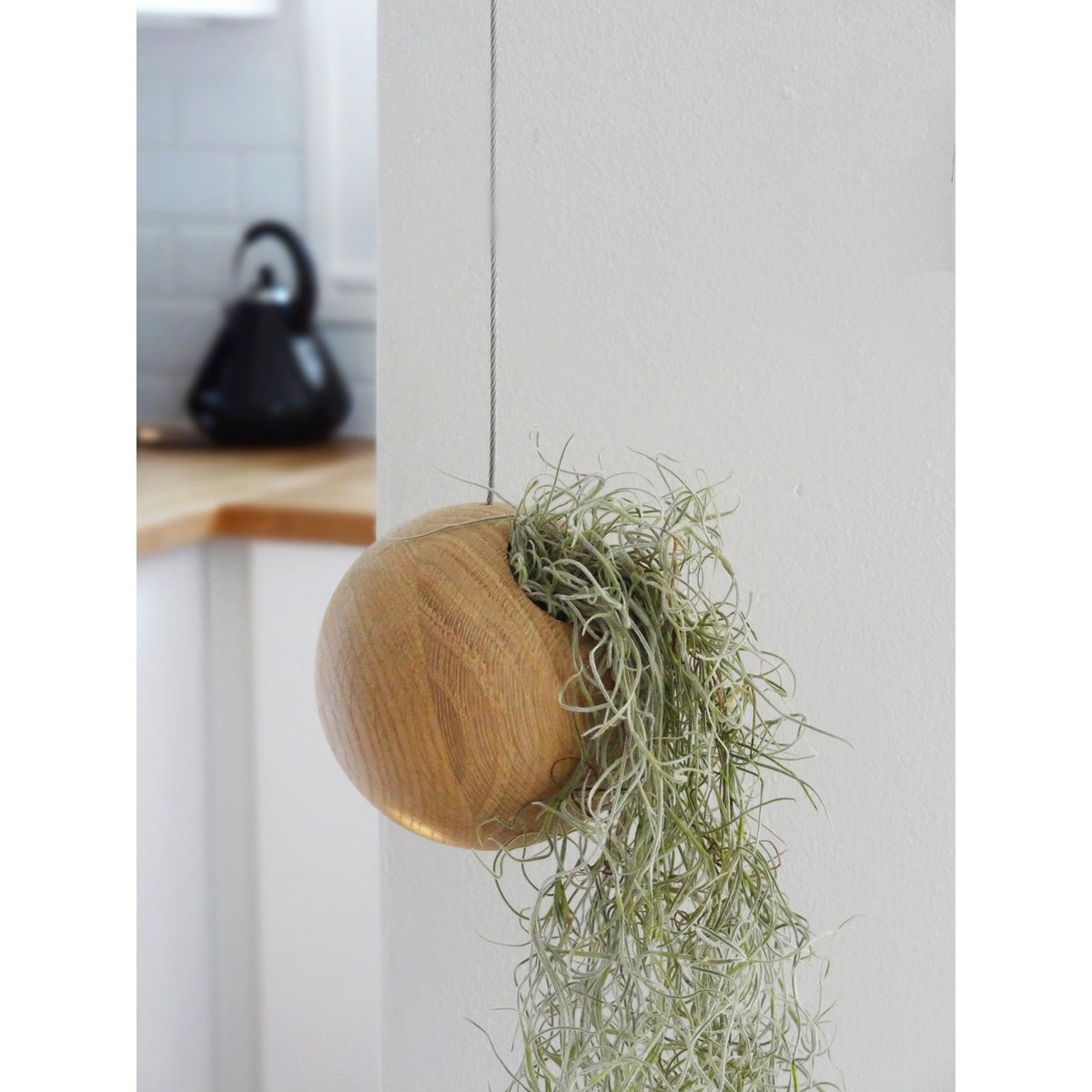 Hanging ball - Light Oak