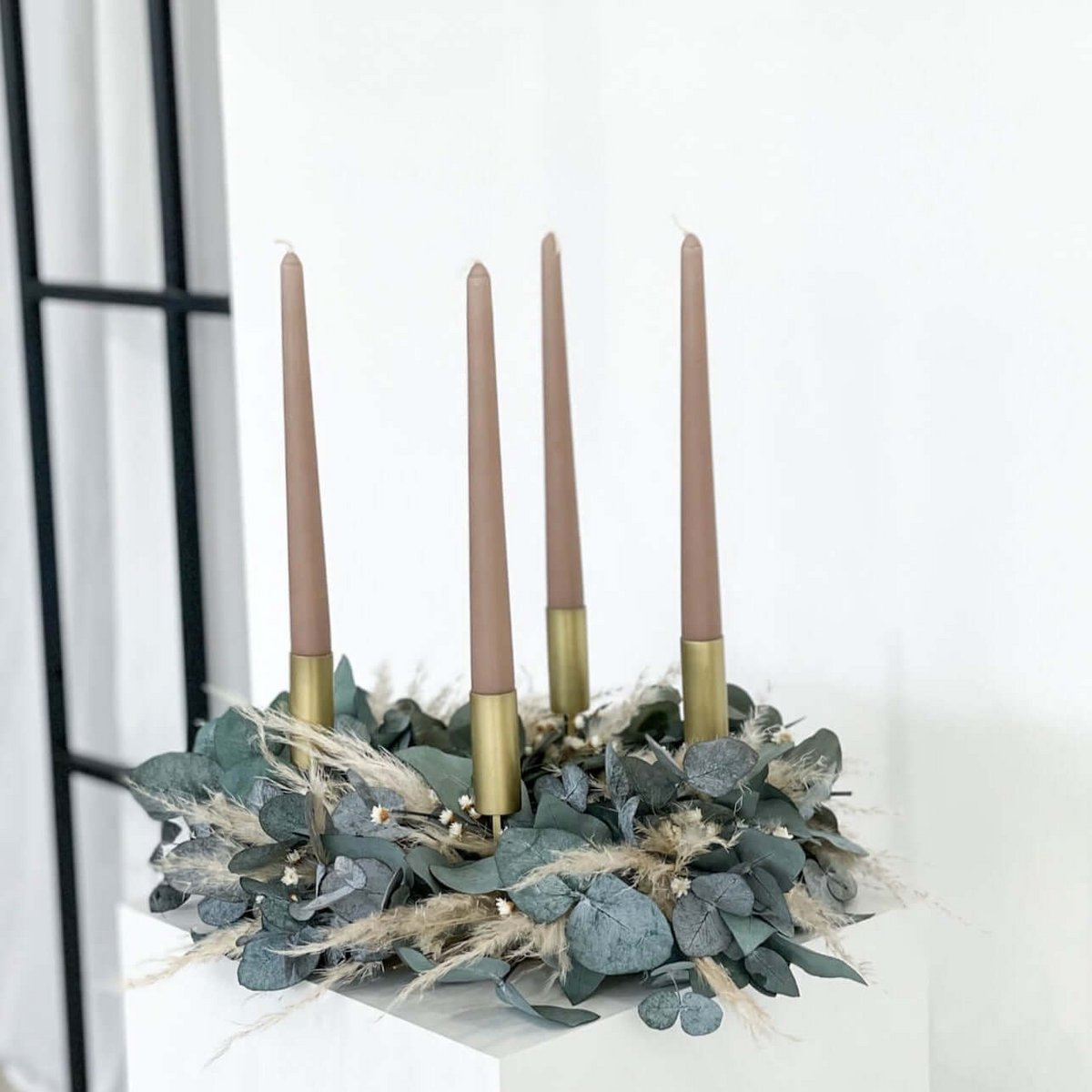 Adventskrans - Droogbloemen - Eucalyptus - Pampas Gras